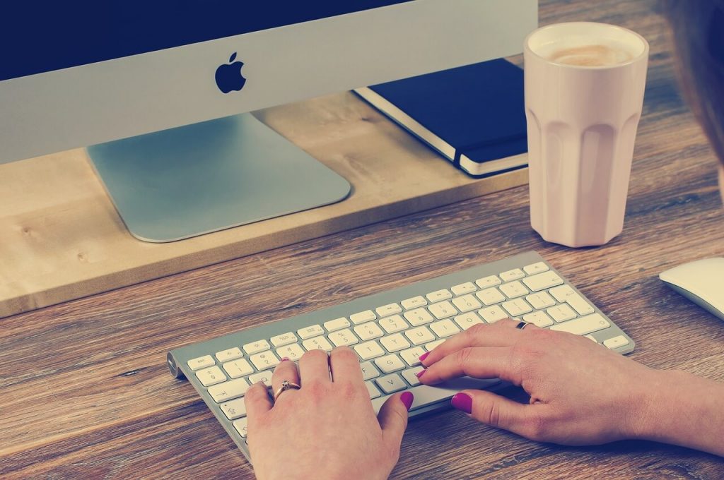 FiiT Last Minute Birthday Ideas for Your Colleagues Buy online